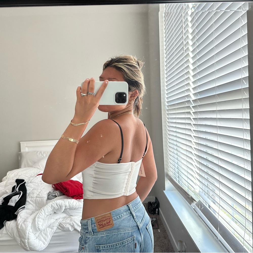 Light pink satin tank top with black trimming - Picture 2 of 5